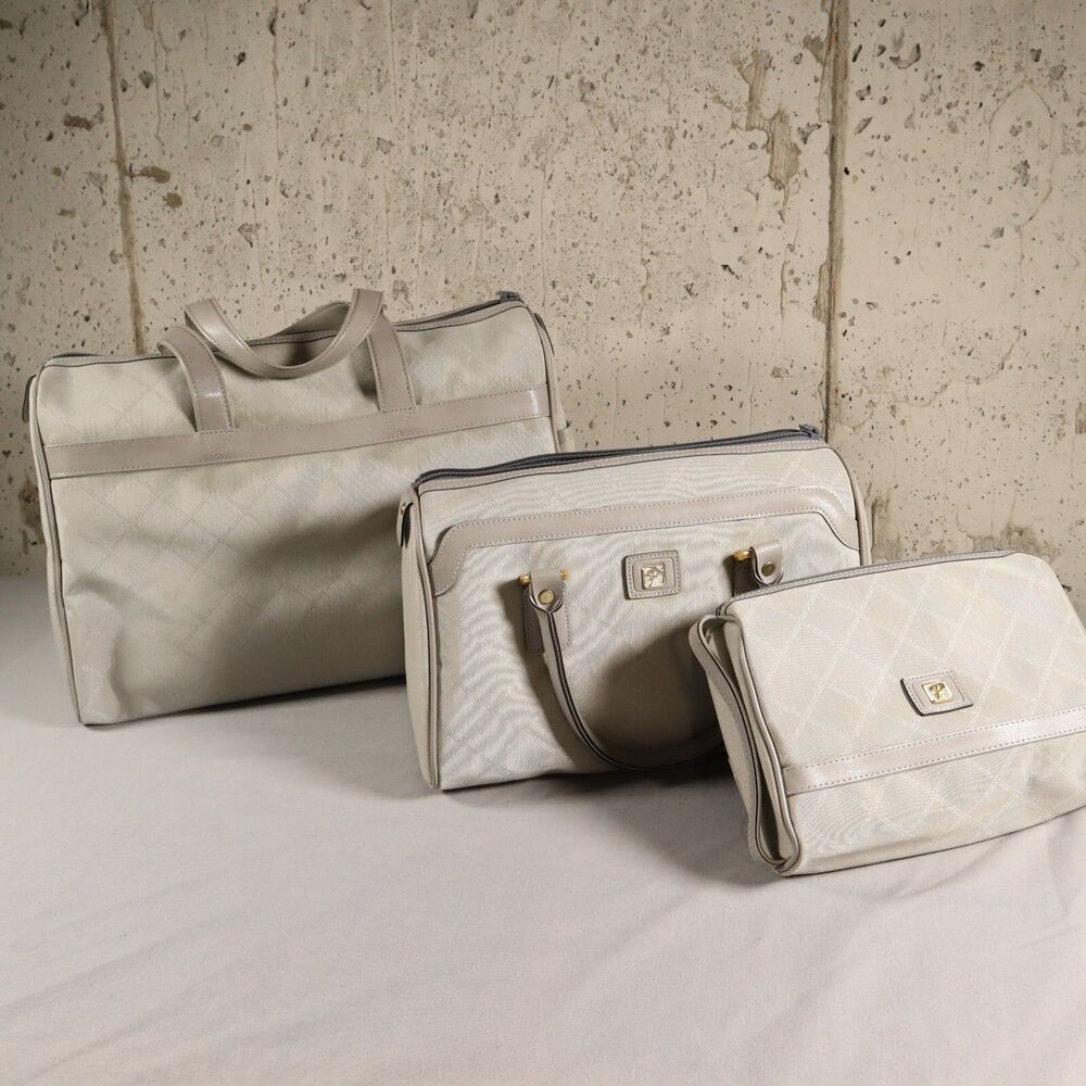 Pola Travel Bag Set of Three Gray 15" X 10" - 11" X 8" & 9" X 7" Brand New